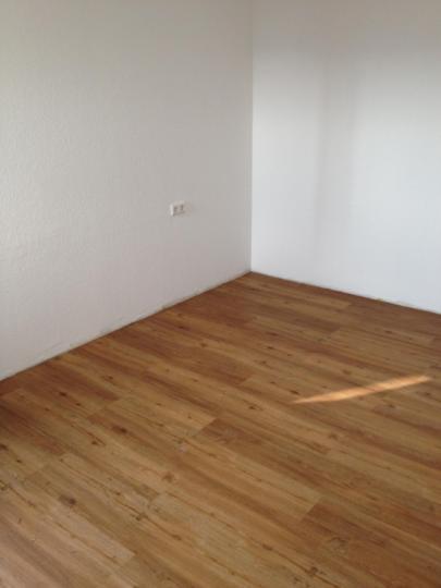 Etagenwohnung Esslingen am Neckar Pliensauvorstadt - 3 Zimmer, 82 m&sup2;, 885&euro; | Angebot:26006804