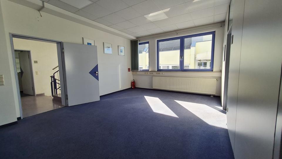 Gewerbeobjekt Esslingen am Neckar Pliensauvorstadt - 1.326&euro; | Angebot:20051890