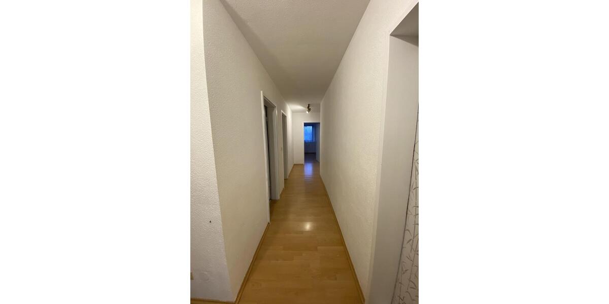 Etagenwohnung Stuttgart Fasanenhof-Ost - 3 Zimmer, 94 m&sup2;, 1.470&euro; | Angebot:26038199
