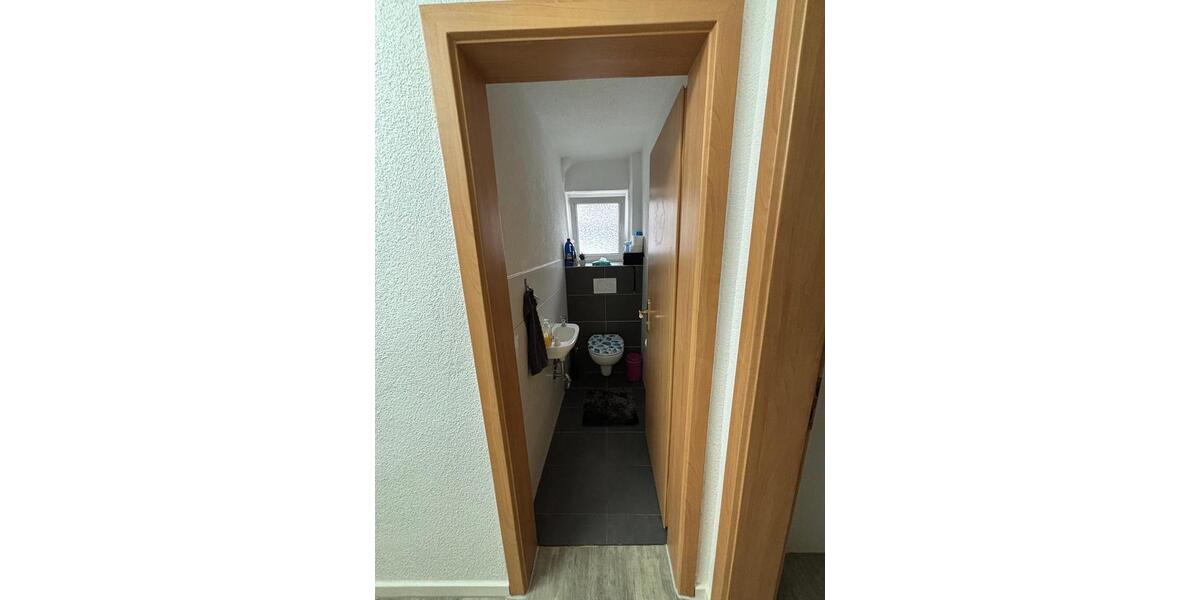 Mehrfamilienhaus, Wohnhaus Großbottwar - 7.5 Zimmer, 197 m&sup2;, 629.000&euro; | Angebot:24393256