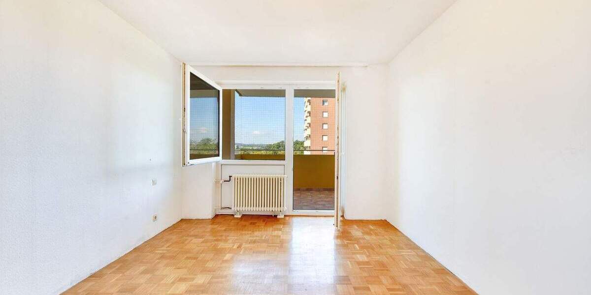 Etagenwohnung Stuttgart Mönchfeld - 3 Zimmer, 71 m&sup2;, 230.000&euro; | Angebot:25670994