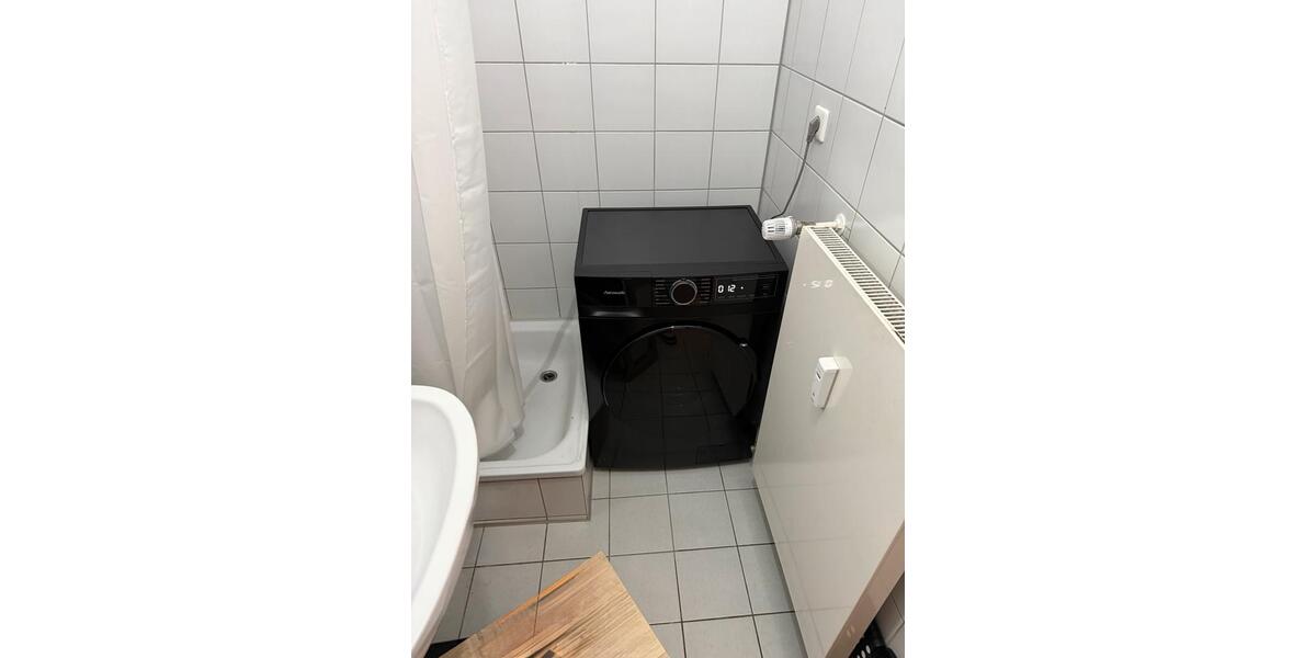 Etagenwohnung Esslingen am Neckar - 2 Zimmer, 65 m&sup2;, 1.000&euro; | Angebot:25944159