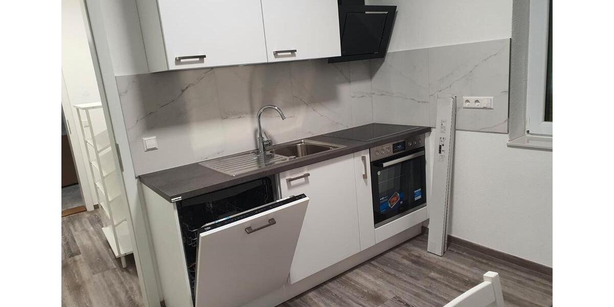 Etagenwohnung Stuttgart Feuerbach - 1.5 Zimmer, 32 m&sup2;, 899&euro; | Angebot:25982344