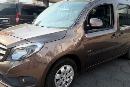 Mercedes-Benz Citan 180.000 km 7.999 &euro; Fellbach bei Stuttgart 70736