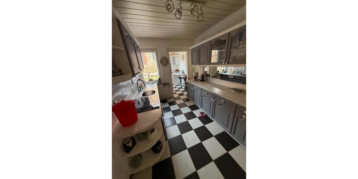 Mehrfamilienhaus, Wohnhaus Marbach am Neckar - 7 Zimmer, 165 m&sup2;, 390.000&euro; | Angebot:27076711