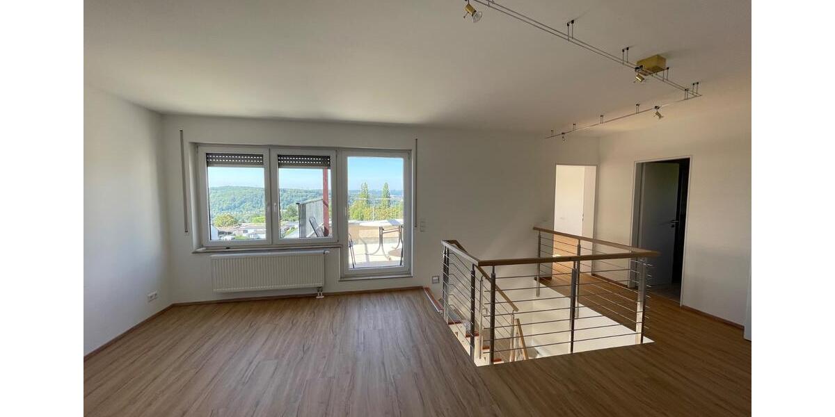 Maisonettenwohnung Plochingen - 6 Zimmer, 150 m&sup2;, 1.850&euro; | Angebot:25942980