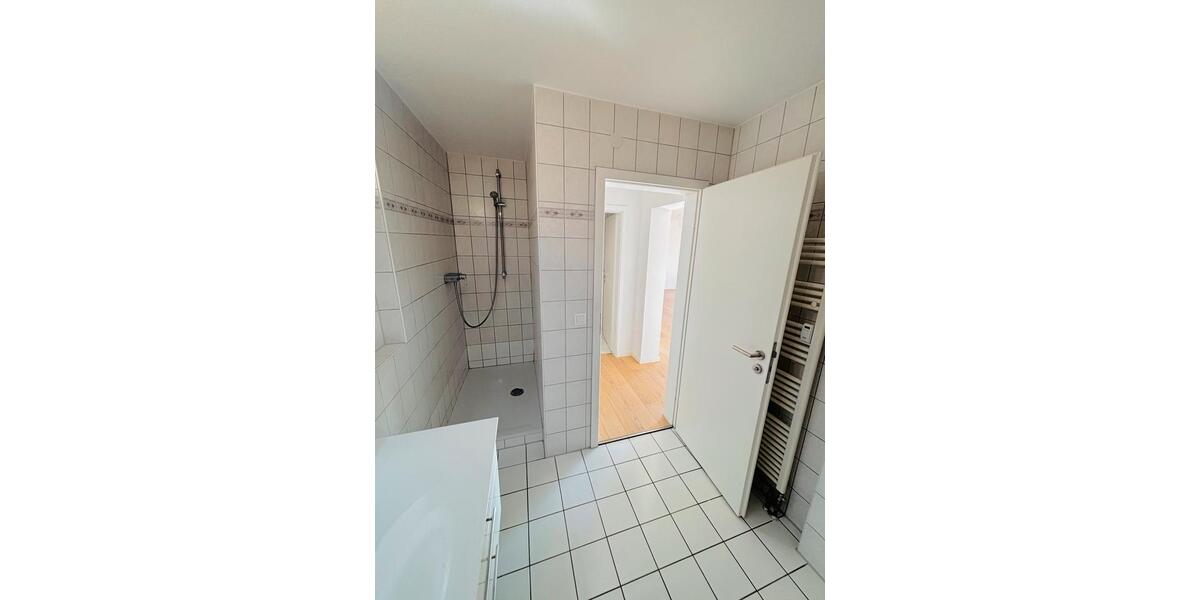 Etagenwohnung Eberdingen - 2.5 Zimmer, 80 m&sup2;, 900&euro; | Angebot:25843433