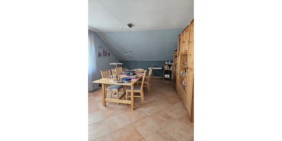 Dachgeschoßwohnung Auenwald - 4.5 Zimmer, 117 m&sup2;, 345.000&euro; | Angebot:25932901