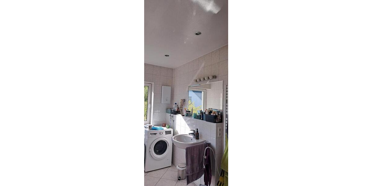 Etagenwohnung Esslingen am Neckar Pliensauvorstadt - 3 Zimmer, 92 m&sup2;, 1.380&euro; | Angebot:26664918