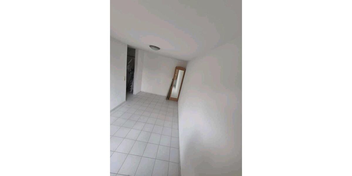 Etagenwohnung Ludwigsburg - 4.5 Zimmer, 95 m&sup2;, 299.900&euro; | Angebot:24709928