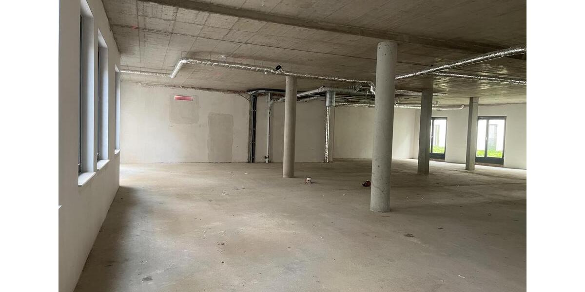 Gewerbeobjekt Leonberg - 3.494&euro; | Angebot:23218714