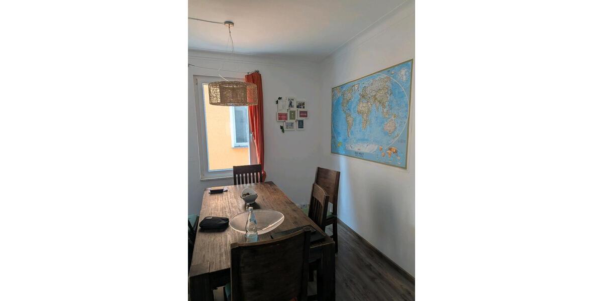 Etagenwohnung Stuttgart Feuerbach - 4 Zimmer, 86 m&sup2;, 890&euro; | Angebot:26670392