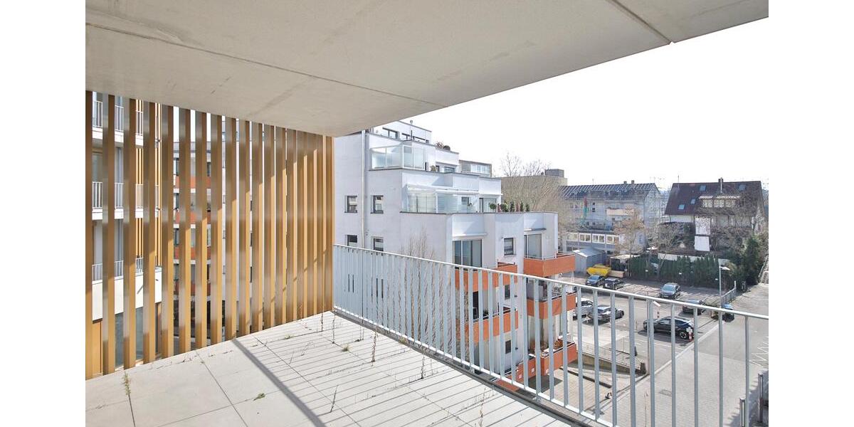 Etagenwohnung Böblingen - 3 Zimmer, 100 m&sup2;, 2.045&euro; | Angebot:25783086