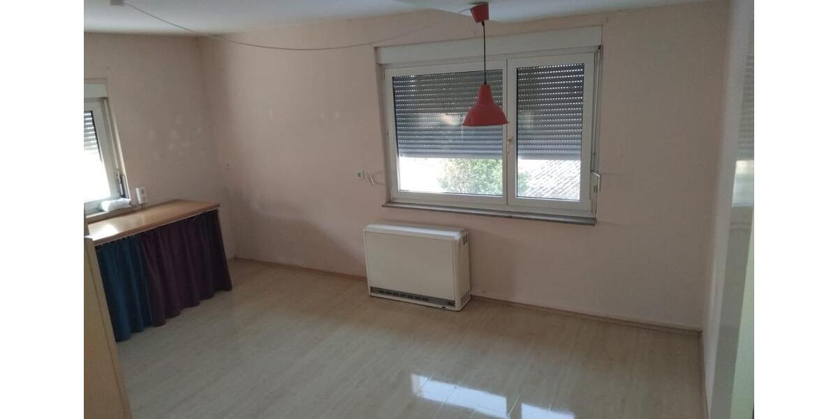 Etagenwohnung Wangen - 2.5 Zimmer, 70 m&sup2;, 690&euro; | Angebot:25928796