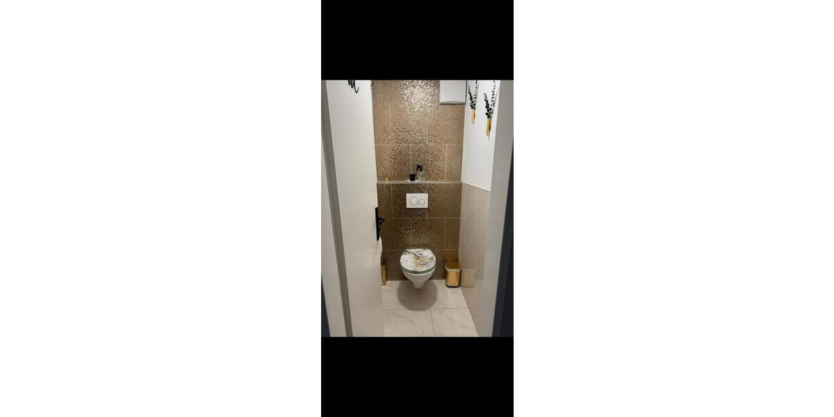 Etagenwohnung Ludwigsburg - 3 Zimmer, 92 m&sup2;, 1.600&euro; | Angebot:25965649