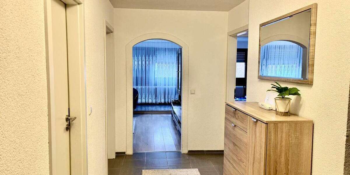 Etagenwohnung Böblingen - 3.5 Zimmer, 93 m&sup2;, 399.000&euro; | Angebot:19431107