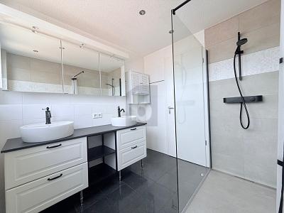WOHNJUWEL AUF ZWEI EBENEN MIT ELEGANTEM FLAIR - Maisonettenwohnung Pleidelsheim | Angebot:26659065