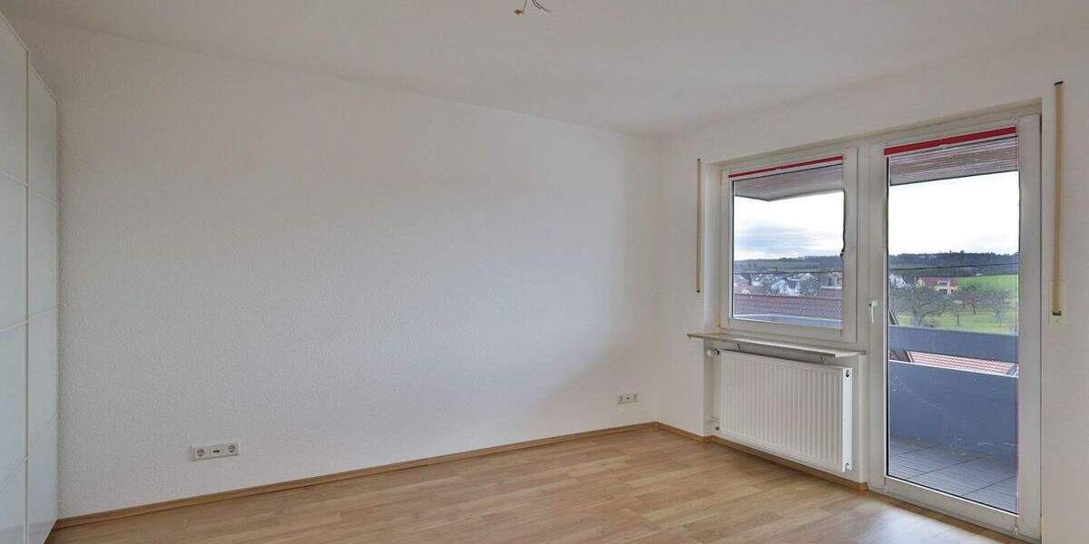 Doppelhaushälfte Weissach - 6 Zimmer, 160 m&sup2;, 570.000&euro; | Angebot:25771593