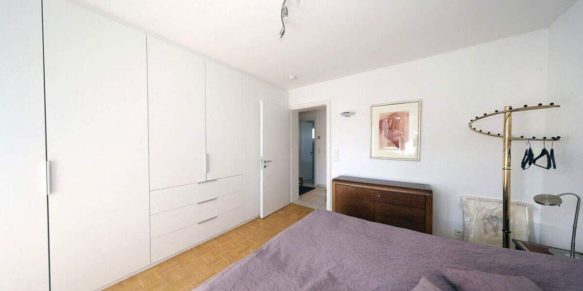 Etagenwohnung Leinfelden-Echterdingen Leinfelden - 4 Zimmer, 110 m&sup2;, 2.000&euro; | Angebot:25840929