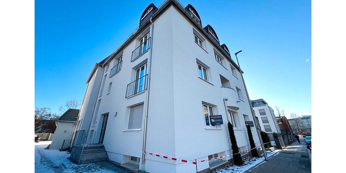 Erdgeschoßwohnung Sindelfingen - 2 Zimmer, 89 m&sup2;, 1.280&euro; | Angebot:25854092