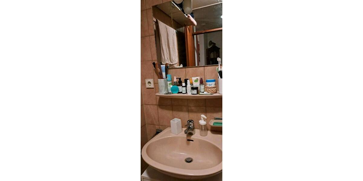 Etagenwohnung Esslingen am Neckar Brühl - 1.5 Zimmer, 34 m&sup2;, 533&euro; | Angebot:25936821