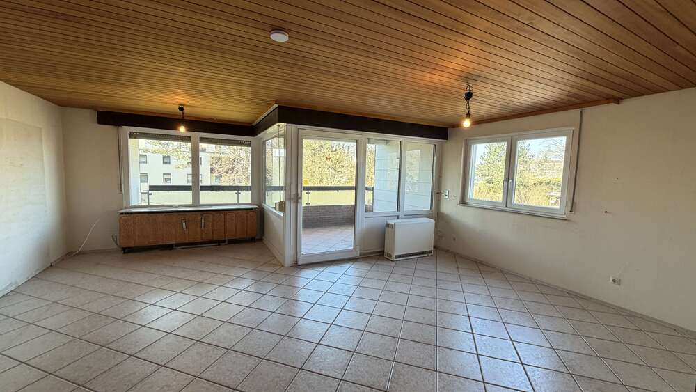Etagenwohnung Sindelfingen Eichholz - 5 Zimmer, 126 m&sup2;, 397.500&euro; | Angebot:25715435