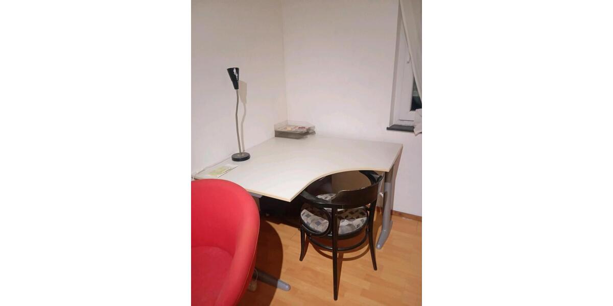 Etagenwohnung Leonberg - 30 Zimmer, 580&euro; | Angebot:22820963