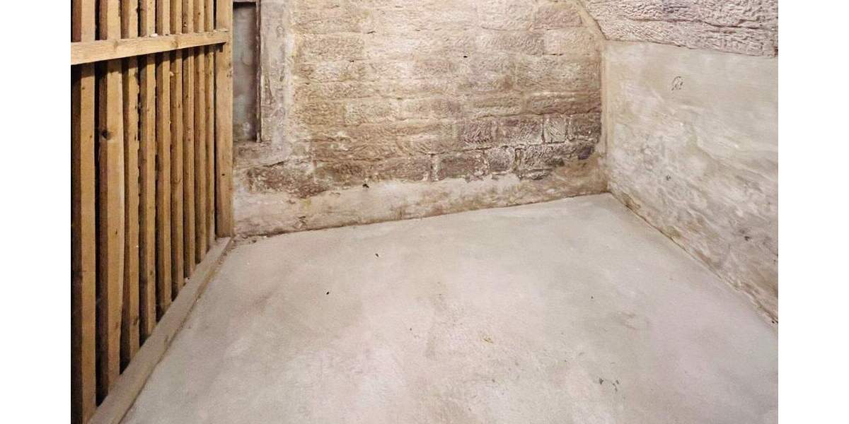 Etagenwohnung Stuttgart Bad Cannstatt - 2 Zimmer, 40 m&sup2;, 116.000&euro; | Angebot:25940612