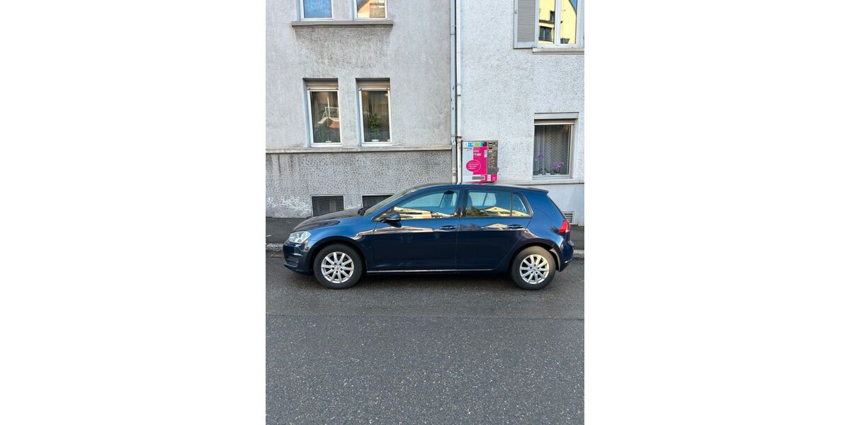 VW Golf 142.000 km 7.800 &euro; Stuttgart 70186