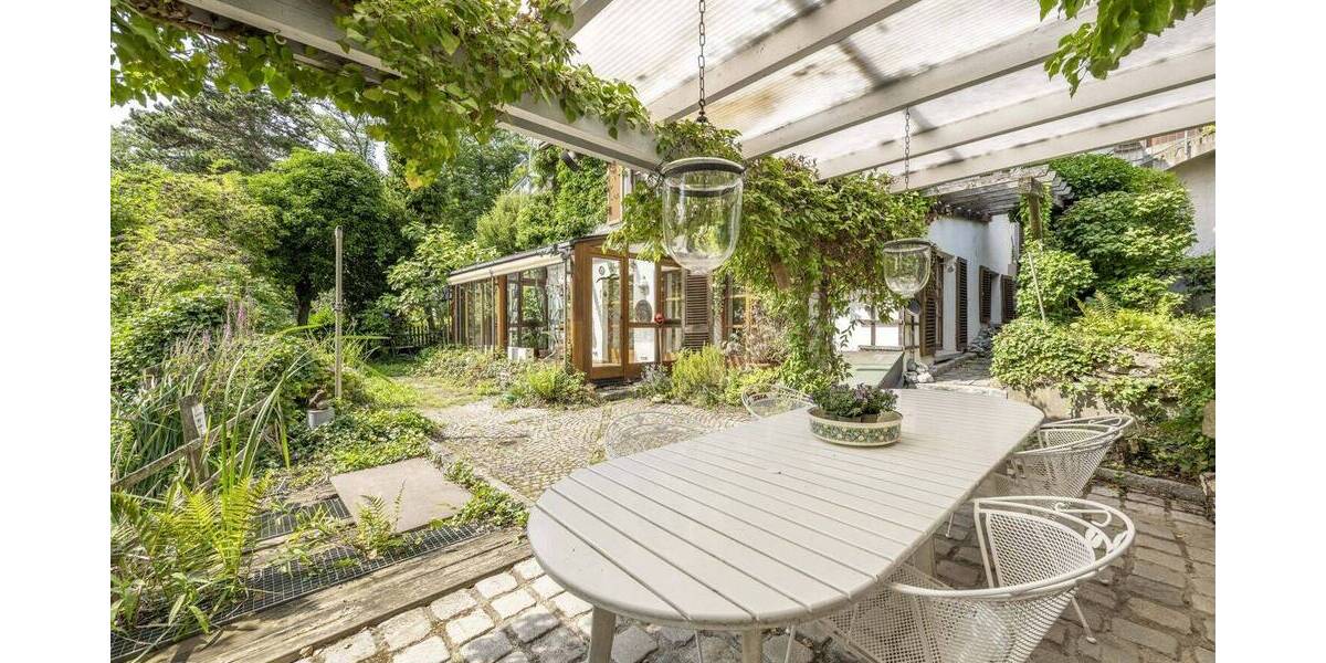 Einfamilienhaus Stuttgart Frauenkopf - 5 Zimmer, 231 m&sup2;, 1.490.000&euro; | Angebot:25745108