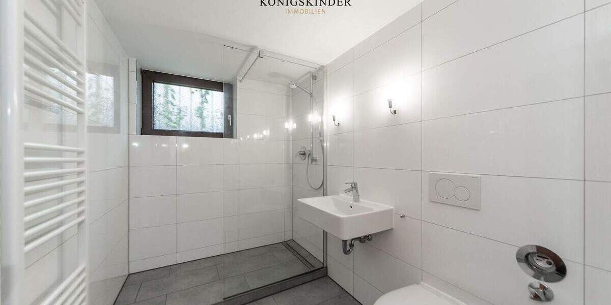 Mehrfamilienhaus, Wohnhaus Stuttgart / Möhringen Möhringen - 9 Zimmer, 240 m&sup2;, 1.300.000&euro; | Angebot:25676105