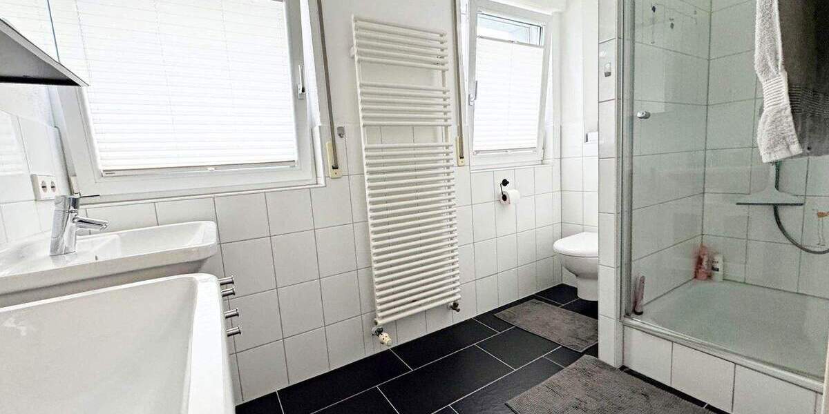 Reihenmittelhaus Winnenden Schelmenholz - 5 Zimmer, 149 m&sup2;, 549.000&euro; | Angebot:25687296