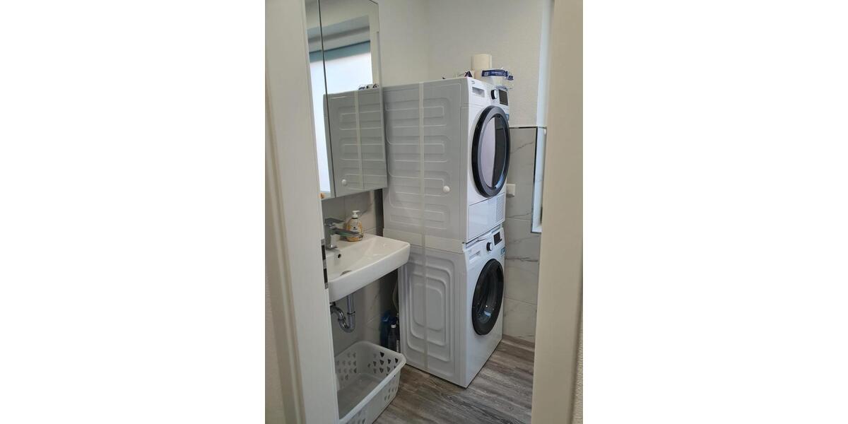 Etagenwohnung Stuttgart Feuerbach - 1.5 Zimmer, 32 m&sup2;, 899&euro; | Angebot:25982344