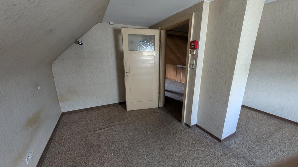 Einfamilienhaus Korntal-Münchingen Münchingen - 9 Zimmer, 160 m&sup2;, 565.000&euro; | Angebot:26889296