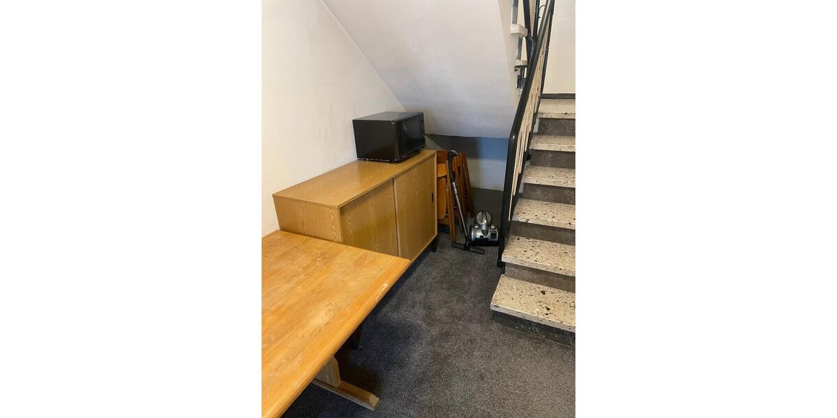 Etagenwohnung Nürtingen - 1 Zimmer, 20 m&sup2;, 380&euro; | Angebot:26045345