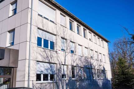 Gewerbeobjekt Stuttgart Stammheim Stammheim - 2.500&euro; | Angebot:24258969