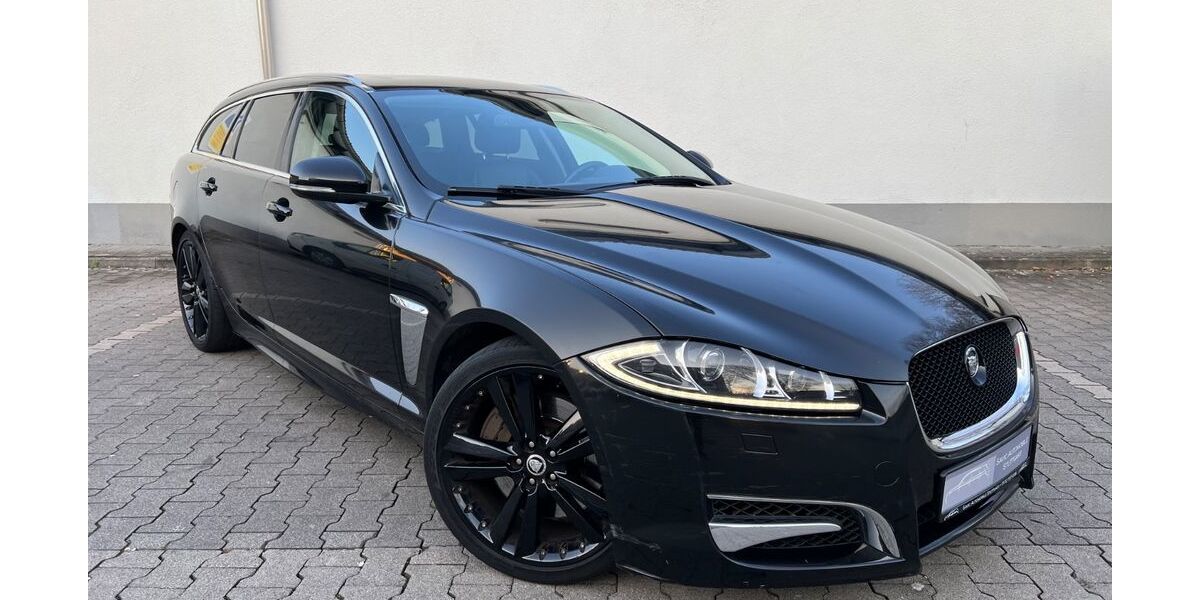 Jaguar XF 114.320 km 10.990 &euro; Stuttgart 70378