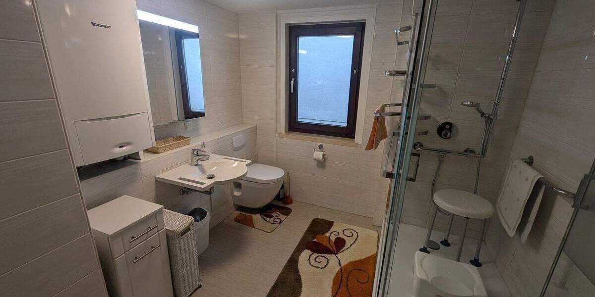 Mehrfamilienhaus, Wohnhaus Ebersbach an der Fils Ebersbach - 1 Zimmer, 195 m&sup2;, 449.000&euro; | Angebot:26029588