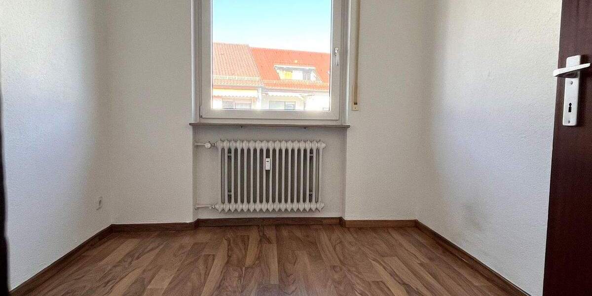 Etagenwohnung Leonberg Eltingen - 3 Zimmer, 74 m&sup2;, 248.000&euro; | Angebot:25748837