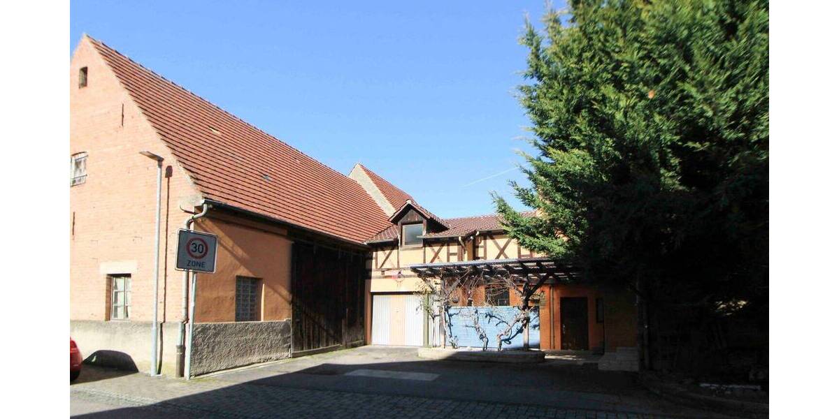 Einfamilienhaus Erligheim - 9 Zimmer, 375.000&euro; | Angebot:26016622