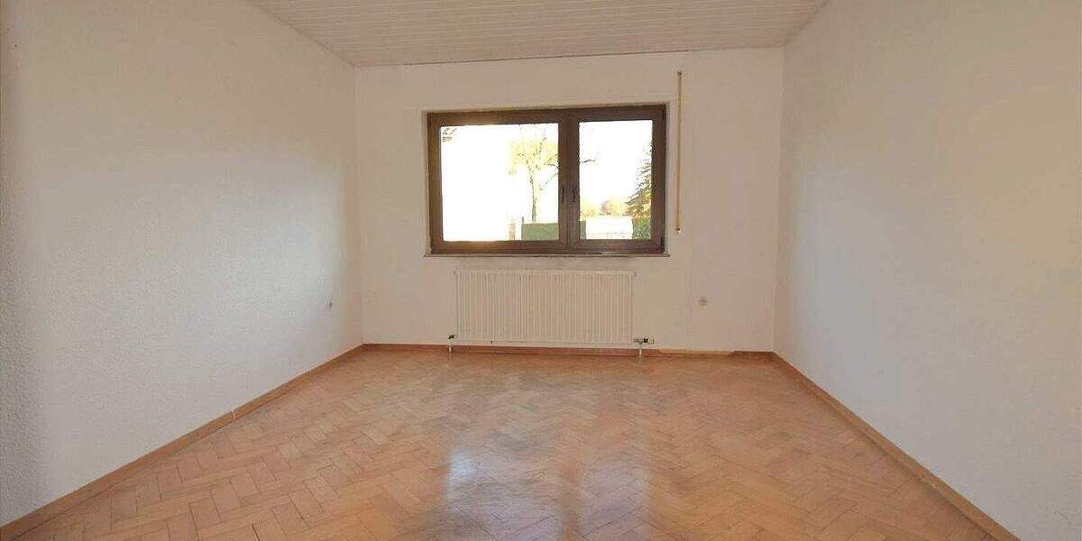 Einfamilienhaus Göppingen Bezgenriet - 6 Zimmer, 132 m&sup2;, 393.900&euro; | Angebot:25672855