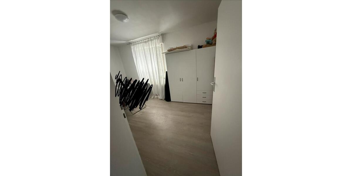 Etagenwohnung Stuttgart Vaihingen - 3 Zimmer, 67 m&sup2;, 1.070&euro; | Angebot:26047575