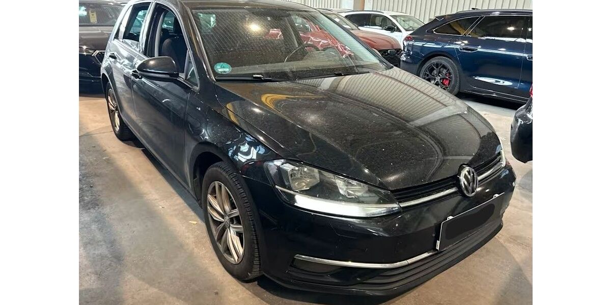VW Golf 200.000 km 8.999 &euro; Ditzingen 71254