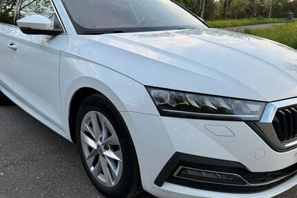 Skoda Octavia 106.033 km 15.999 &euro; Stuttgart 70469