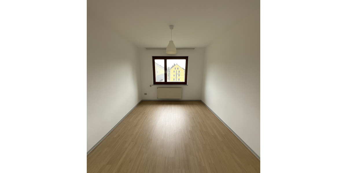 Etagenwohnung Stuttgart Bad Cannstatt - 4 Zimmer, 100 m&sup2;, 1.800&euro; | Angebot:25369076