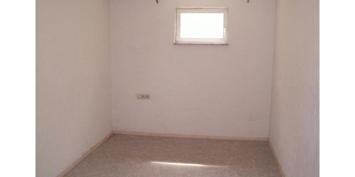 Erdgeschoßwohnung Untergruppenbach - 2.5 Zimmer, 83 m&sup2;, 900&euro; | Angebot:25645078