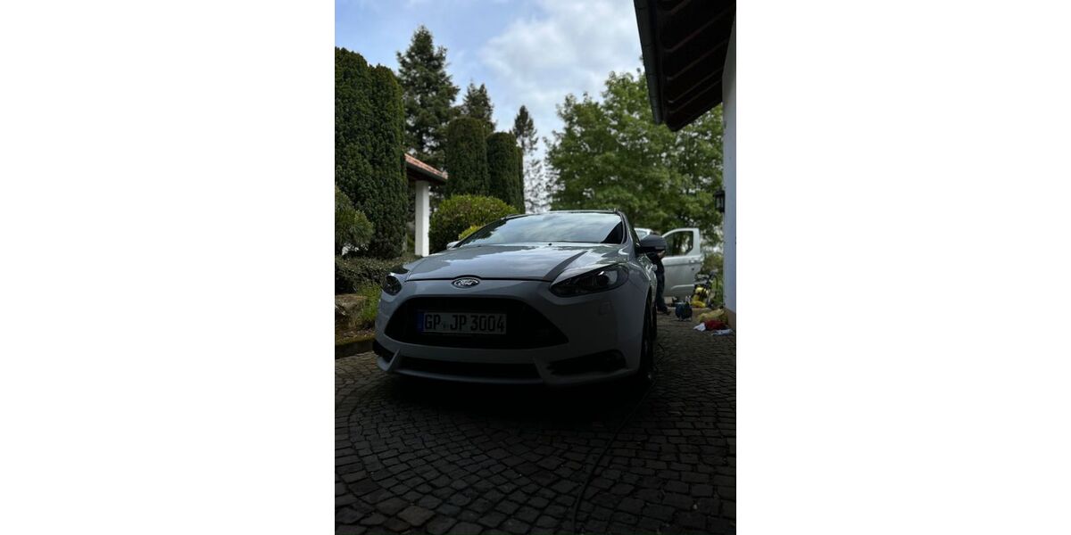 Ford Focus 84.740 km 18.000 &euro; Göppingen 73033
