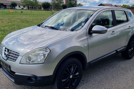 Nissan Qashqai 295.000 km 2.799 &euro; Leonberg Gebersheim 71229