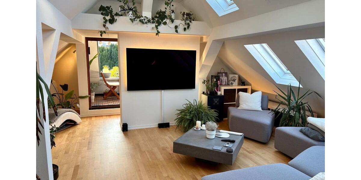 Dachgeschoßwohnung Stuttgart Stuttgart-West - 3 Zimmer, 72 m&sup2;, 579.000&euro; | Angebot:25611761