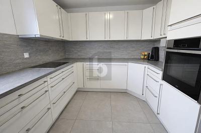 SANIERT, MIT EINLIEGERWOHNUNG UND TRAUMAUSSICHT - Einfamilienhaus Esslingen am Neckar Pliensauvorstadt | Angebot:26029696